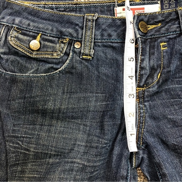 T Five Juniors Dark Wash Mid Rise Y2K Blue Jeans Size 7 - Picture 11 of 12